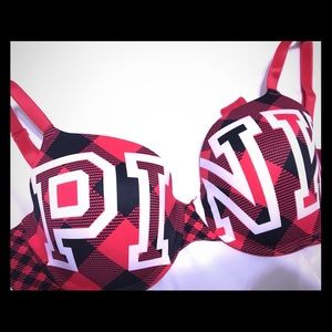 VS Pink bra. Only worn once, in new condition.